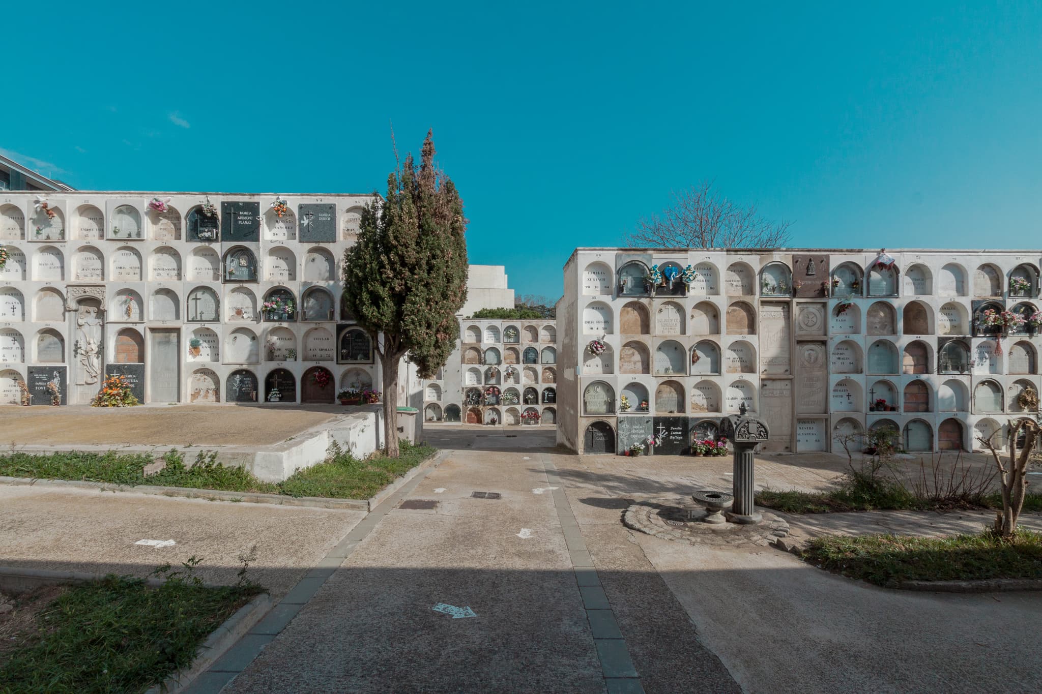 cementiri badalona sant crist